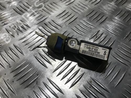 Used Electronic module Electronic module MAZDA 6 Hatchback (GG) 2.0 DI (GG14) (121 hp) 33490819 33490819