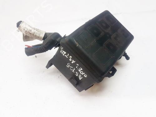 Used Fuse box Fuse box OPEL ASTRA G Hatchback (T98) 1.7 DTI 16V (F08, F48) (75 hp) 33526075 33526075