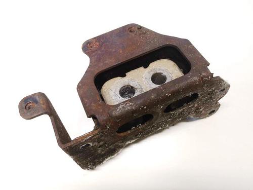 Used Engine mount Engine mount CHRYSLER PT CRUISER (PT_) 2.0 (136 hp) 33108446 33108446