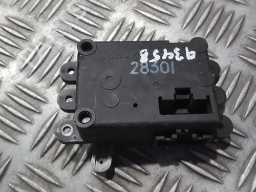 electronic-module-mazda-premacy-cp-1999-2000-2001-2002-2003-2004-2005-33486765 main image