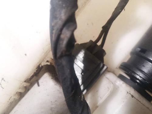 Washer pump BMW 3 (E90) 325 i | BP34793184E24 - Image 2