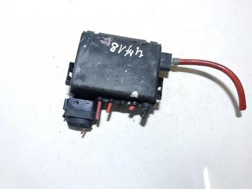 Used Fuse box Fuse box SKODA OCTAVIA I (1U2) 1.9 TDI (110 hp) 33512426 33512426