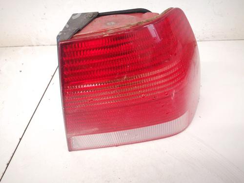 Højre baglygte Højre baglygte VW BORA I (1J2) 1.6 (101 hp) 35423992 35423992
