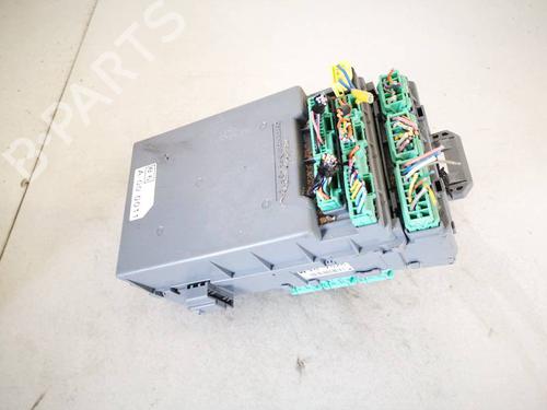 Used Fuse box Fuse box HONDA CR-V III (RE_) 2.2 i-CTDi 4WD (RE6) (140 hp) 32950648 32950648