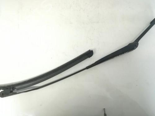 front-windshield-wiper-arm-audi-a4-b5-8d2-1994-1995-1996-1997-1998-1999-2000-2001-33510726 main image