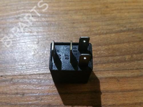 Used Other Other OPEL VECTRA C (Z02) 1.6 16V (F69) (100 hp) 33531228 33531228