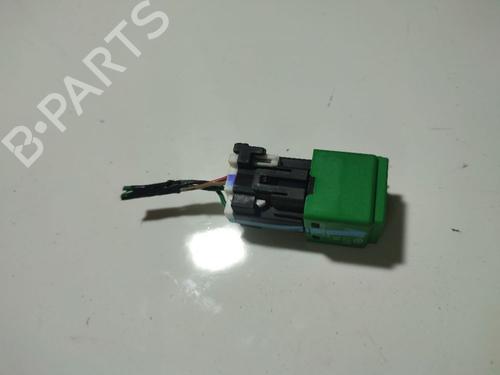 BP32564666O1 main image