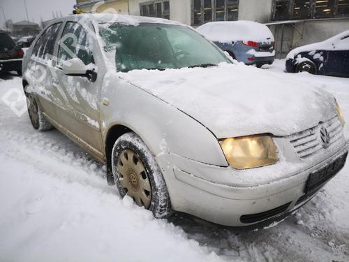 Brugte VW BORA I (1J2) 1.9 TDI (110 hp) 4444020