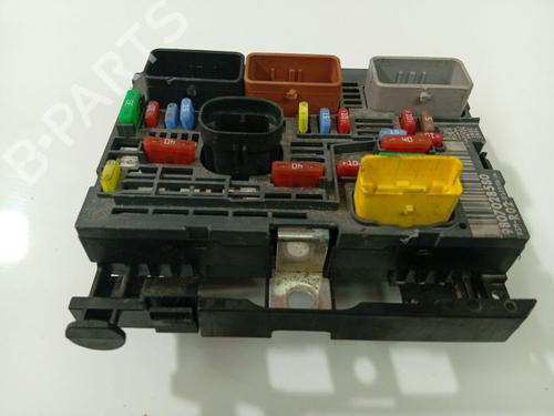 Fuse box CITROËN C5 III (RD_) 2.0 HDi (RDRHD8, RDRHDJ, RDRHR8, RDRHRJ) | BP32537028E1