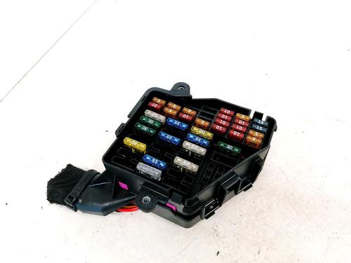 Used Fuse box Fuse box AUDI A6 C5 (4B2, 4B4) 1.9 TDI (130 hp) 33075834 33075834