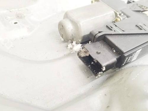Left front window motor NISSAN PRIMERA Hatchback (P12) 2.0 | BP35168298E21 - Image 2