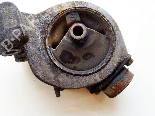 Used Engine mount Engine mount MITSUBISHI SPACE WAGON (N9_W, N8_W) 2.4 GDI (N84W) (150 hp) 33521236 33521236
