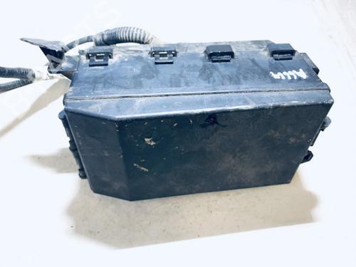 Used Fuse box Fuse box 33079347 33079347