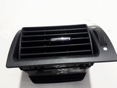 air-vent-ford-mondeo-iii-b5y-2000-2001-2002-2003-2004-2005-2006-2007-33527079 main image