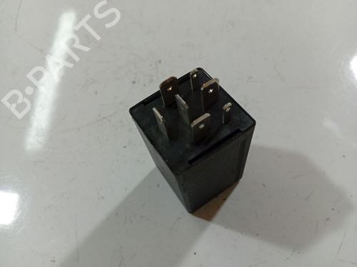 Electronic sensor SKODA SUPERB I (3U4) 2.0 TDI | BP32539705M84 - Image 3
