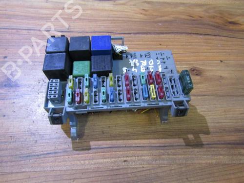 Used Fuse box Fuse box OPEL CORSA B (S93) 1.4 i (F08, F68, M68) (60 hp) 33481433 33481433