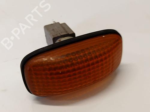 Used Right side indicator Right side indicator PEUGEOT 407 (6D_) 1.6 HDi 110 (6D9HZC, 6D9HYC) (109 hp) 34759132 34759132