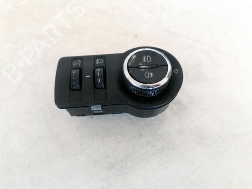 Used Switch Switch OPEL INSIGNIA A (G09) 2.0 CDTI (68) (131 hp) 35515757 35515757