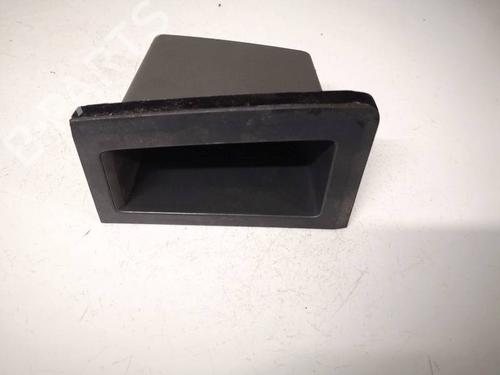 Used Glove box Glove box VOLVO V70 II (285) D5 (163 hp) 34744792 34744792