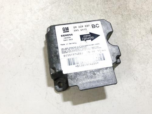 ecu-airbags-opel-astra-g-hatchback-t98-1998-1999-2000-2001-2002-2003-2004-2005-2006-2007-2008-2009-33522285 main image