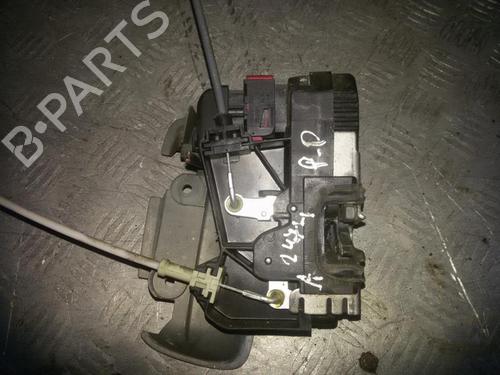 front-right-lock-opel-zafira-a-mpv-t98-1999-2000-2001-2002-2003-2004-2005-2006-35861182 main image