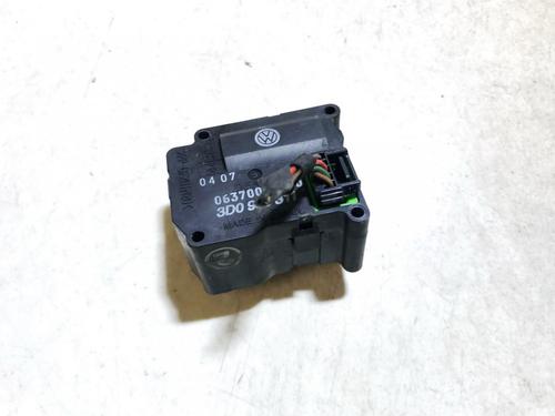 Used Electronic module Electronic module VW PHAETON (3D1, 3D2, 3D3, 3D4, 3D6, 3D7, 3D8, 3D9) 3.0 V6 TDI 4motion (233 hp) 33102151 33102151