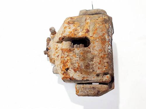 Used Left front brake caliper Left front brake caliper VW PASSAT B6 (3C2) 2.0 TDI (170 hp) 35131569 35131569