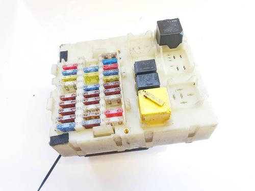 fuse-box-ford-focus-i-daw-dbw-1998-1999-2000-2001-2002-2003-2004-2005-2006-2007-2008-2009-33079338 main image