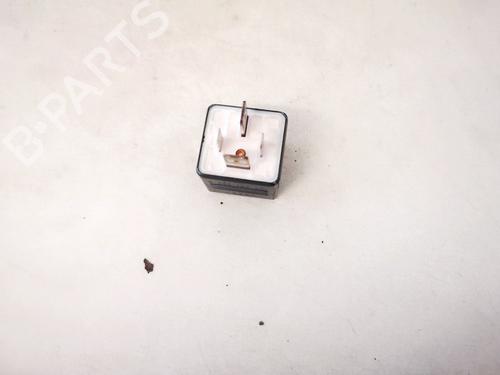 Electronic sensor AUDI A6 C4 (4A2) 2.5 TDI | BP32885878M84 - Image 2
