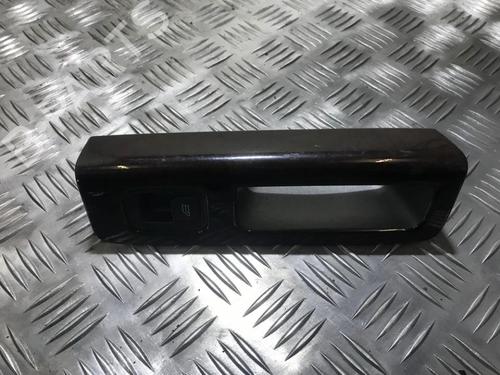 switch-volvo-v50-545-2003-2004-2005-2006-2007-2008-2009-2010-2011-2012-33490829 main image