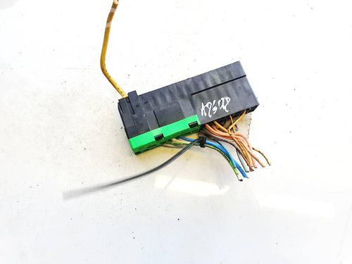 Used Fuse box Fuse box CITROËN C5 III (RD_) 1.6 HDi 110 (RD9HZC) (109 hp) 32927151 32927151