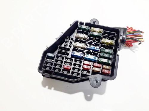 fuse-box-audi-a4-b6-avant-8e5-2000-2001-2002-2003-2004-2005-33521102 main image