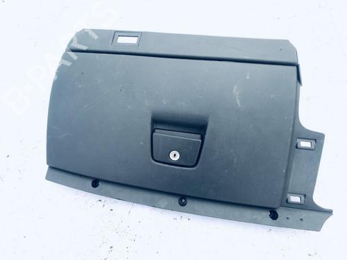Used Glove box Glove box VOLVO V50 (545) 2.0 D (136 hp) 35567935 35567935
