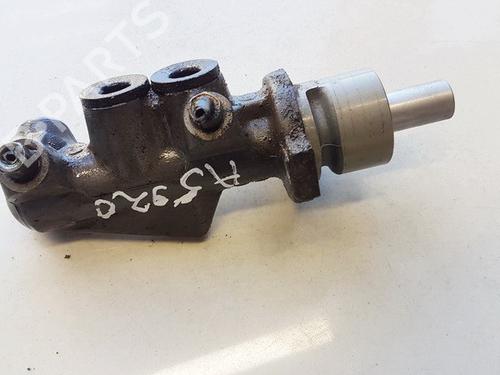 Used Brake master cylinder Brake master cylinder RENAULT KANGOO (KC0/1_) 1.6 16V 4x4 (KC0P, KC0S, KC0L) (95 hp) 35640939 35640939