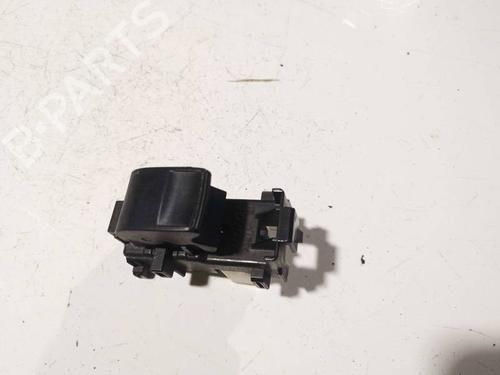 Used Switch Switch TOYOTA YARIS (_P9_) 1.4 D-4D (NLP90_, NLP90R) (90 hp) 32567233 32567233