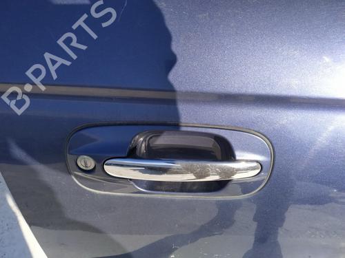 front-right-exterior-door-handle-hyundai-trajet-fo-1999-2000-2001-2002-2003-2004-2005-2006-2007-2008-35581934 main image