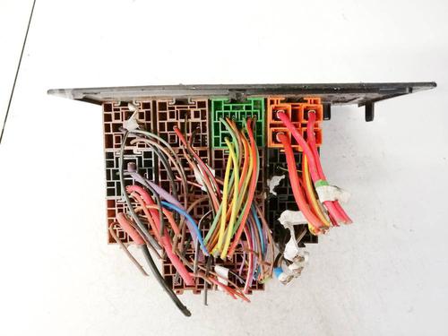 Used Fuse box Fuse box VW LT 28-35 II Bus (2DB, 2DE, 2DK) 2.8 TDI (158 hp) 32597982 32597982