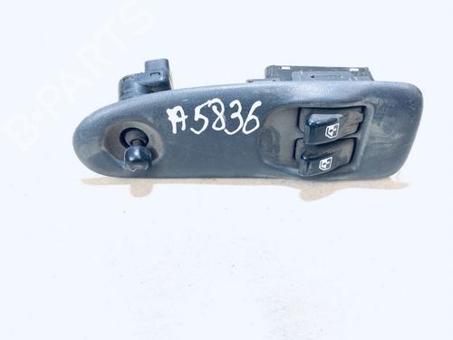 Used Switch Switch RENAULT MEGANE I (BA0/1_) 1.4 e (BA0E, BA0V) (75 hp) 33067477 33067477