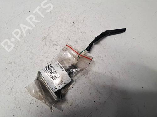 Luz matrícula Luz matrícula TOYOTA COROLLA (_E12_) 2.0 D-4D (CDE120R, CDE120L_) (110 hp) 36453855 36453855