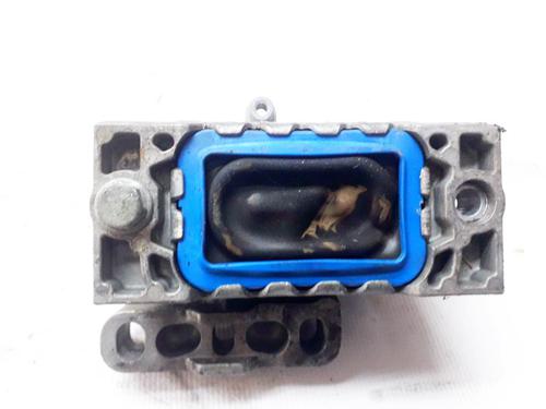 Used Engine mount Engine mount VW TOURAN (1T1, 1T2) 1.9 TDI (105 hp) 33518348 33518348
