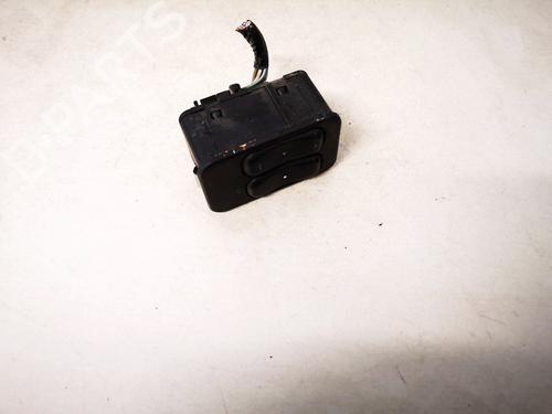 Used Switch Switch OPEL ASTRA G Hatchback (T98) 1.7 TD (F08, F48) (68 hp) 32876561 32876561