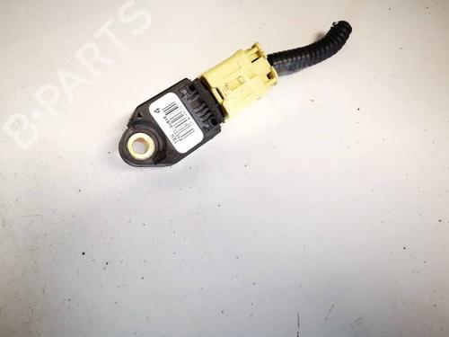 Used Electronic module LEXUS IS II (_E2_) 220d (ALE20) (177 hp) 32537920