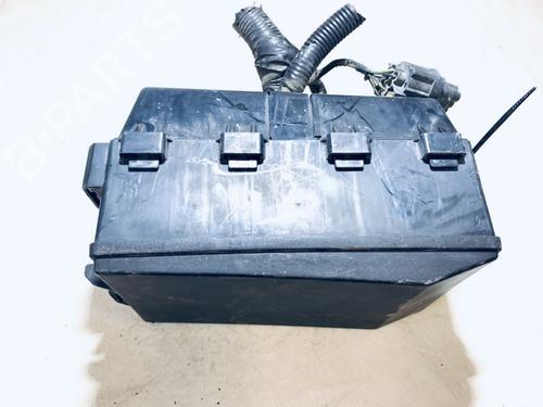 fuse-box-ford-focus-i-daw-dbw-1998-1999-2000-2001-2002-2003-2004-2005-2006-2007-2008-2009-33079362 main image