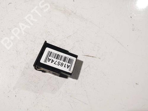 Used Switch VW JETTA III (1K2) 1.9 TDI (105 hp) 32567247