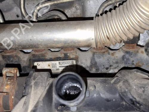 Used Injection rail Injection rail 34872062 34872062
