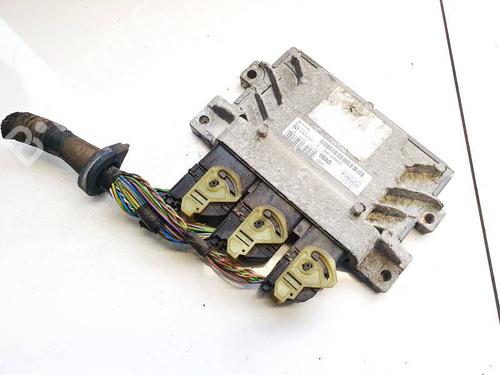 Used Engine control unit (ECU) Engine control unit (ECU) FORD FOCUS III 1.6 Ti (125 hp) 32958552 32958552