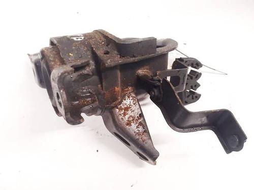 Used Engine mount Engine mount TOYOTA AVENSIS Saloon (_T27_) 2.0 D-4D (ADT270_, ADT270R) (126 hp) 33613157 33613157