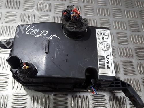 fuse-box-hyundai-getz-tb-2001-2002-2003-2004-2005-2006-2007-2008-2009-2010-2011-33498000 main image