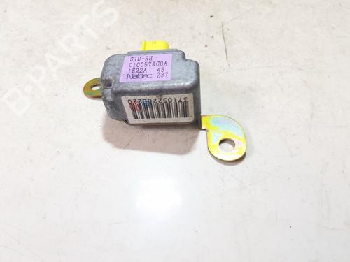 Used Electronic module Electronic module MAZDA PREMACY (CP) 1.9 (CP8W) (100 hp) 33524383 33524383