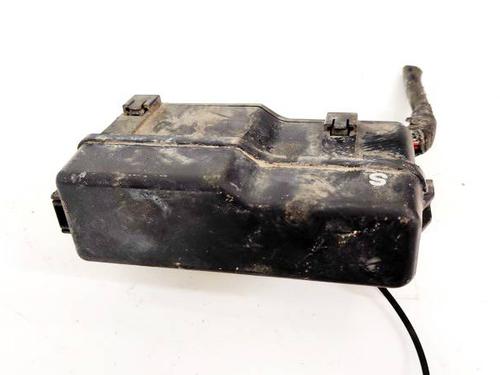 Used Fuse box Fuse box 32940798 32940798